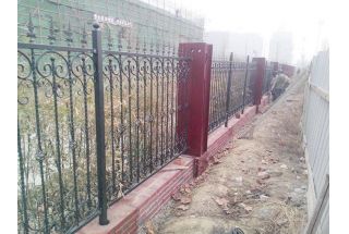 鑄鐵圍欄的保養(yǎng)知識