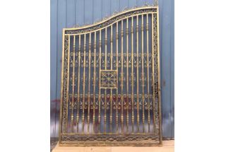 鐵藝大門選購(gòu)應(yīng)該注意的事項(xiàng)