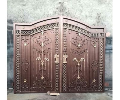 鐵藝大門安裝完成