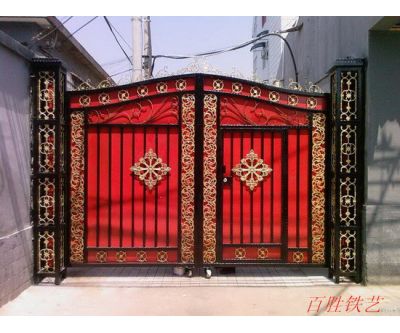 鐵藝大門安裝完成
